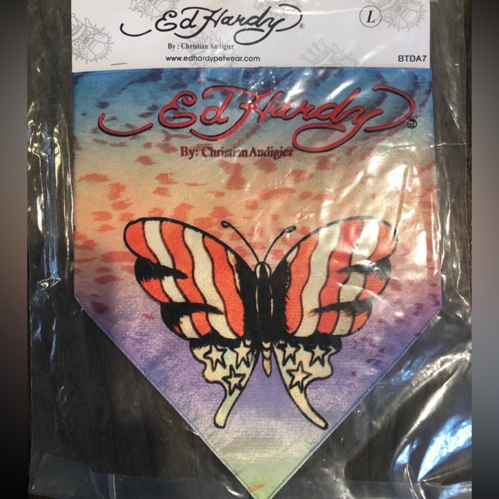 Ed Hardy by Christian Audigier Pet Bandana
Butterfly